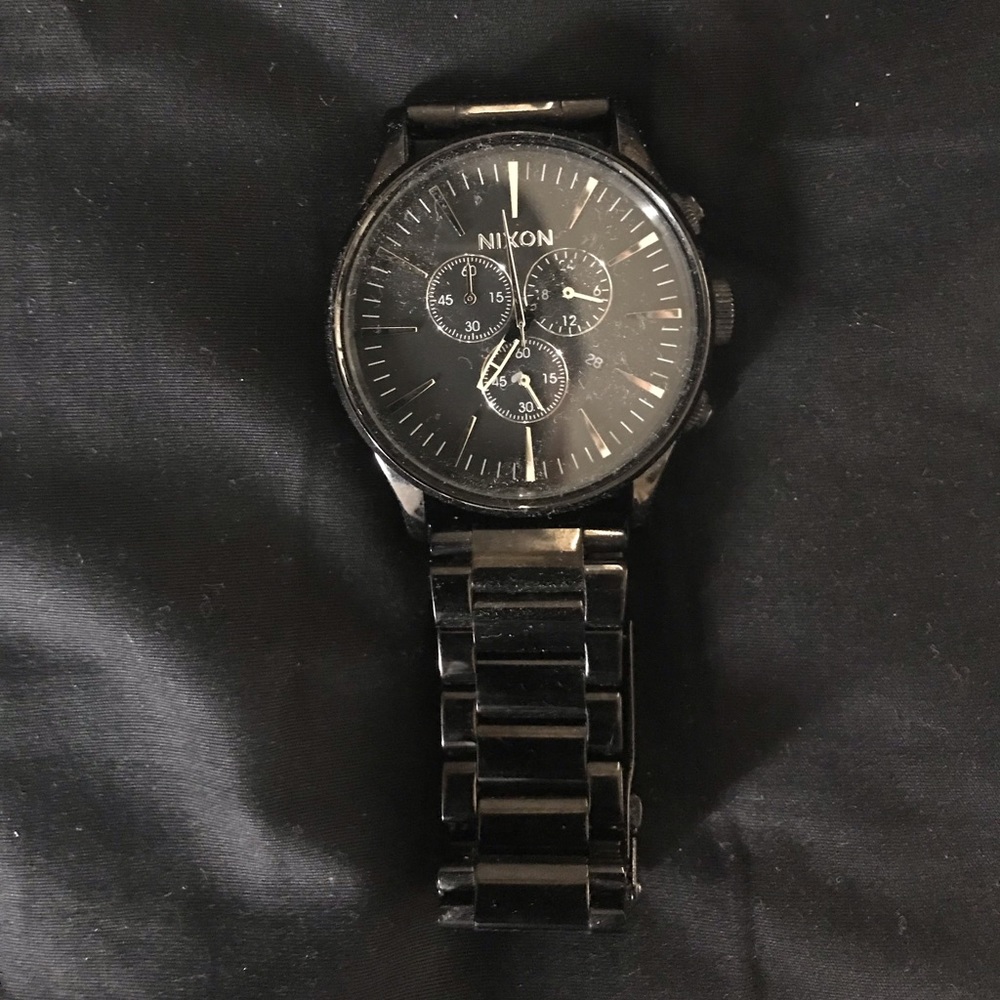 Nixon Watch